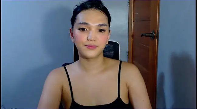 Snapshot of WONDERWOMAN2023 chatting on January 25, 2025, 2:37 am WONDERWOMAN2023 online show from January 25, 2025, 2:37 am