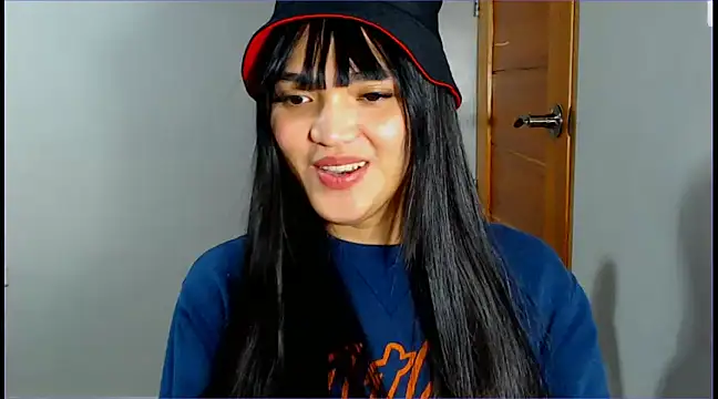 Snapshot of WONDERWOMAN2023 chatting on February 9, 2025, 1:46 pm WONDERWOMAN2023 online show from February 9, 2025, 1:46 pm