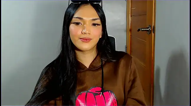 Snapshot of WONDERWOMAN2023 chatting on March 20, 2025, 7:46 pm WONDERWOMAN2023 online show from March 20, 2025, 7:46 pm