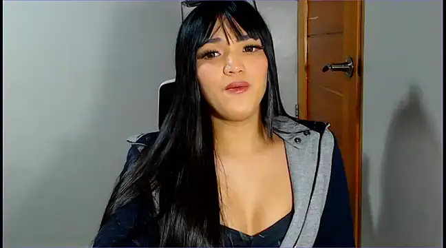 Snapshot of WONDERWOMAN2023 chatting on March 22, 2025, 5:28 am WONDERWOMAN2023 online show from March 22, 2025, 5:28 am