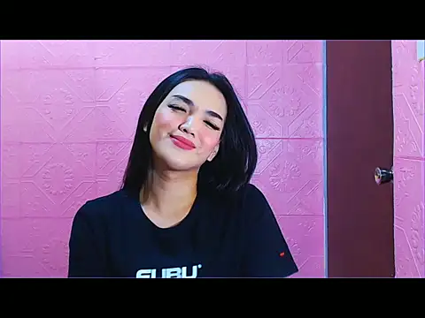 Snapshot of WONDERWOMAN2023 chatting on September 21, 2025, 4:52 pm WONDERWOMAN2023 online show from September 21, 2025, 4:52 pm