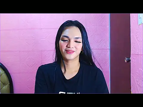 Snapshot of WONDERWOMAN2023 chatting on October 9, 2025, 4:10 am WONDERWOMAN2023 online show from October 9, 2025, 4:10 am