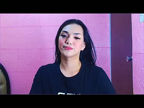 Snapshot of WONDERWOMAN2023 chatting on October 15, 2025, 7:08 am WONDERWOMAN2023 online show from October 15, 2025, 7:08 am