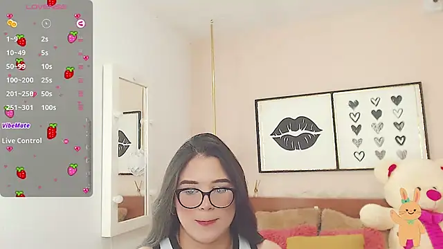 Snapshot of miss_linda_ chatting on January 8, 2025, 7:56 pm miss linda  online show from January 8, 2025, 7:56 pm