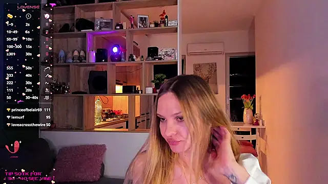 Snapshot of _alleyesonme_ chatting on February 8, 2025, 9:46 am  alleyesonme  online show from February 8, 2025, 9:46 am