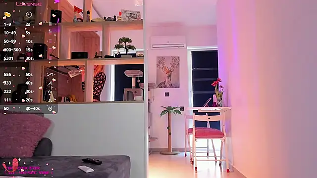 Snapshot of _alleyesonme_ chatting on March 16, 2025, 12:33 pm  alleyesonme  online show from March 16, 2025, 12:33 pm