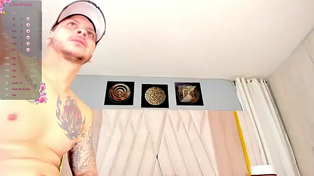 Snapshot of hottstuffx69 chatting on February 21, 2025, 4:51 am hottstuffx69 online show from February 21, 2025, 4:51 am