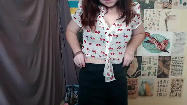 VeryVeryVeryShy  online show from September 16, 2025, 4:19 pm