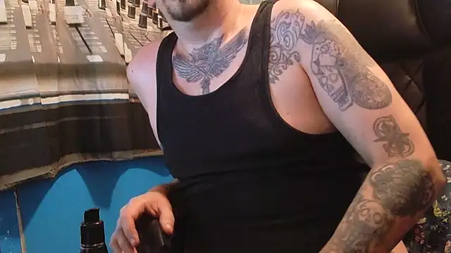 faded206 online show from October 3, 2025, 12:35 pm