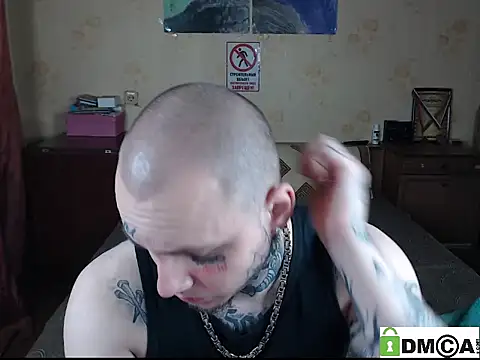 Keny Collins online show from November 1, 2025, 6:21 pm