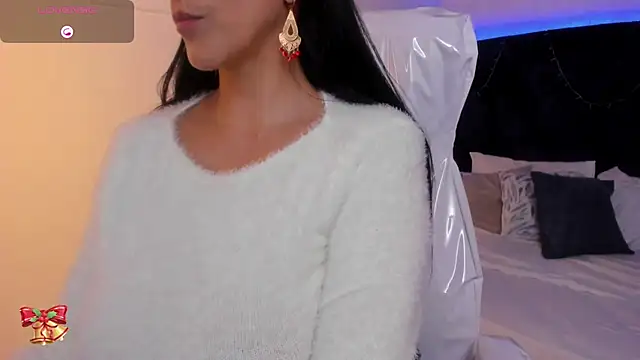 lauren fit online show from February 12, 2025, 8:40 pm