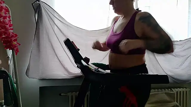 wetgerman 2 online show from April 18, 2026, 12:53 pm