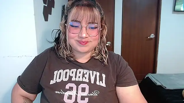yini angel online show from May 25, 2026, 11:11 pm