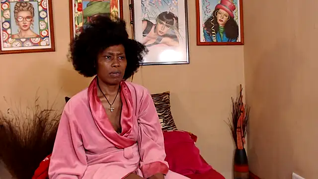 ebonyassbest4u online show from March 12, 2025, 6:44 pm