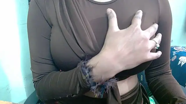 sweet-alia online show from January 19, 2026, 3:27 pm