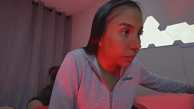 Dubois Amy online show from February 20, 2025, 2:40 am