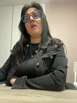 SWEETLILY18 online show from February 1, 2025, 11:32 am