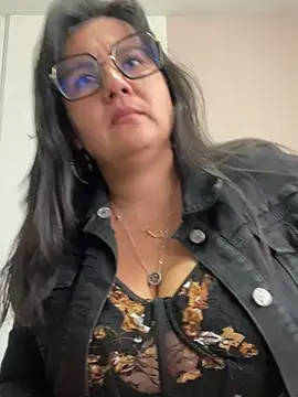 SWEETLILY18 online show from March 15, 2025, 2:55 pm