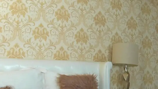 Snapshot of GiannaElliss chatting on January 14, 2025, 3:43 am GiannaElliss online show from January 14, 2025, 3:43 am