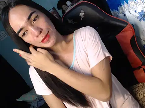 Snapshot of sexysassymirax chatting on February 5, 2026, 5:23 am sexysassymirax online show from February 5, 2026, 5:23 am