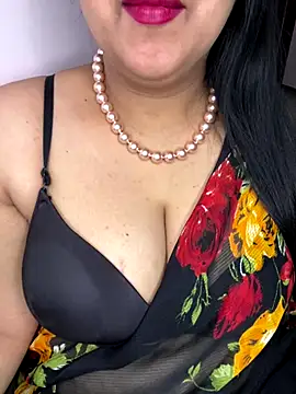 Zoya Varma004 online show from December 22, 2025, 6:10 am