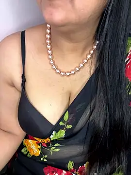 Zoya Varma004 online show from January 13, 2026, 8:52 am