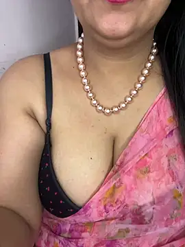 Zoya Varma004 online show from January 14, 2026, 7:03 am