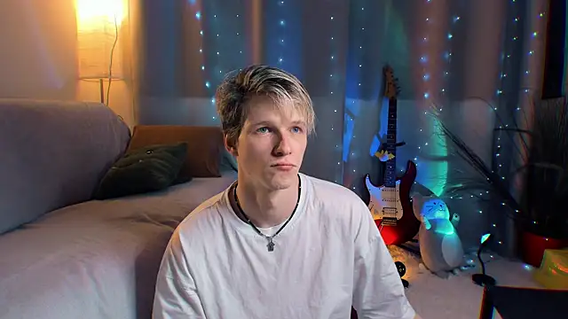 Breston Sweet online show from April 4, 2026, 4:55 am