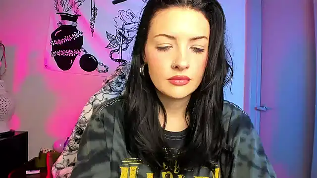 MelroseStrip online show from December 20, 2025, 9:22 pm