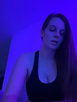 Snapshot of newMichelle chatting on December 16, 2024, 7:37 am newMichelle online show from December 16, 2024, 7:37 am