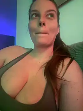 Snapshot of newMichelle chatting on February 11, 2025, 7:12 am newMichelle online show from February 11, 2025, 7:12 am