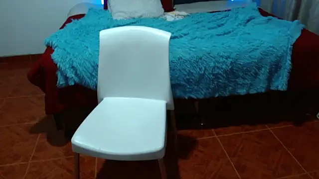 Keyla01  online show from March 22, 2025, 3:52 am