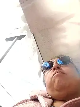 Keyla01  online show from January 8, 2026, 5:48 pm