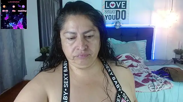 Keyla01  online show from March 19, 2026, 12:20 pm