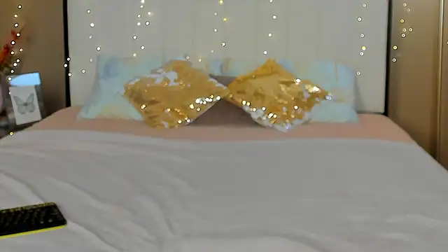 mailymilf online show from November 30, 2025, 1:15 pm