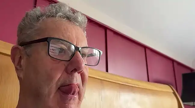 Snapshot of Oldpistolpete chatting on December 16, 2024, 10:29 am Oldpistolpete online show from December 16, 2024, 10:29 am