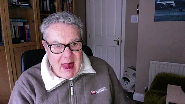 Snapshot of Oldpistolpete chatting on January 5, 2025, 1:26 pm Oldpistolpete online show from January 5, 2025, 1:26 pm