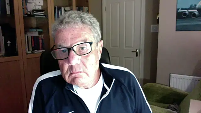 Snapshot of Oldpistolpete chatting on February 6, 2025, 6:46 pm Oldpistolpete online show from February 6, 2025, 6:46 pm