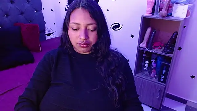 Snapshot of tatiana_wd chatting on January 22, 2025, 4:23 am tatiana wd online show from January 22, 2025, 4:23 am