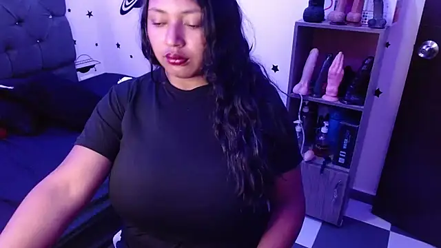 Snapshot of tatiana_wd chatting on February 19, 2025, 2:01 am tatiana wd online show from February 19, 2025, 2:01 am