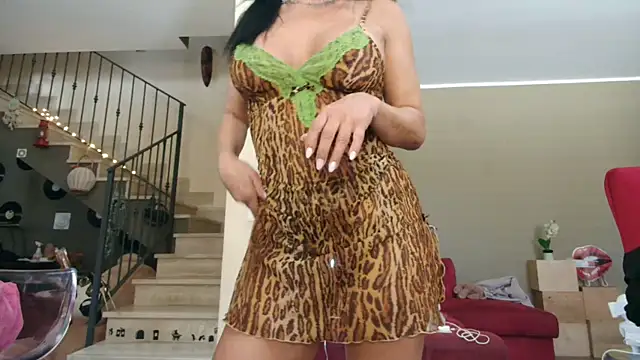 DolceNera online show from May 20, 2026, 11:27 am
