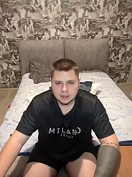 Snapshot of Volshebnik130_ chatting on October 29, 2025, 10:55 pm Volshebnik130  online show from October 29, 2025, 10:55 pm