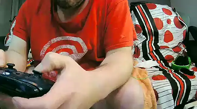 Snapshot of txan9876 chatting on February 2, 2025, 10:35 am txan9876 online show from February 2, 2025, 10:35 am