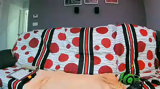 Snapshot of txan9876 chatting on February 2, 2025, 4:22 pm txan9876 online show from February 2, 2025, 4:22 pm