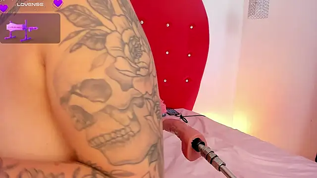 nicolette rock online show from January 29, 2025, 1:38 pm