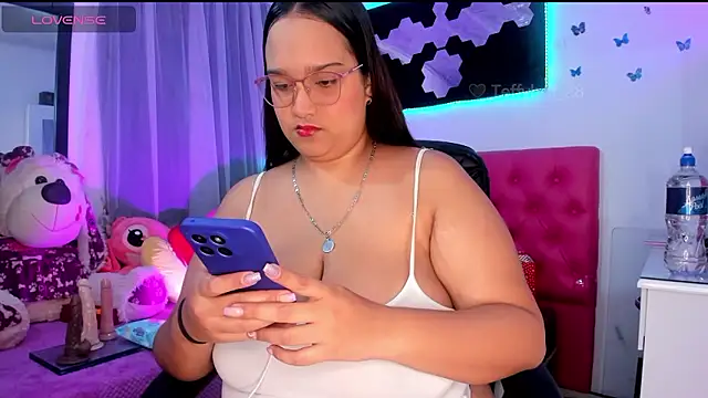 Snapshot of Teffy__xxx chatting on December 7, 2024, 2:42 am Teffy xxx online show from December 7, 2024, 2:42 am