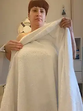 callmelouve online show from March 17, 2025, 11:42 am