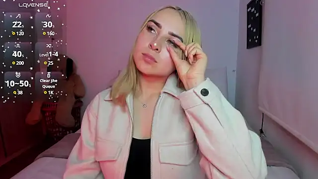 sophi mooreno online show from December 24, 2024, 1:16 am