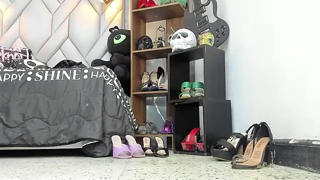 MirandaHaguen online show from March 3, 2026, 8:59 pm