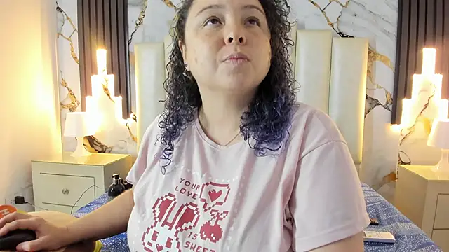 mollieblue69 online show from February 28, 2025, 12:42 pm